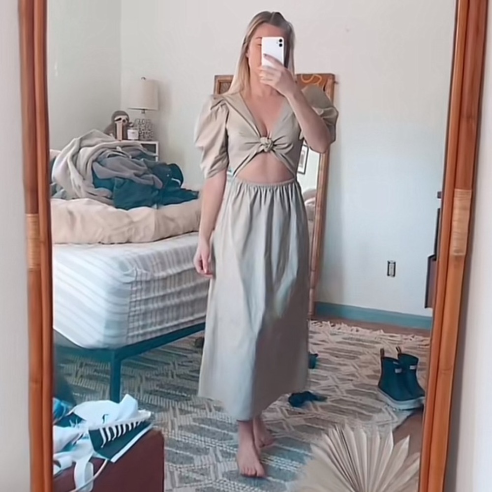 Wayf XS midi dress
